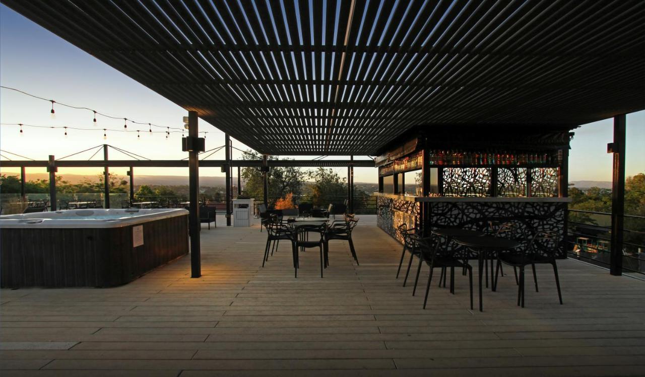 Pinares Panorama Suites, Spa & Convention Center Villa Carlos Paz Exterior photo