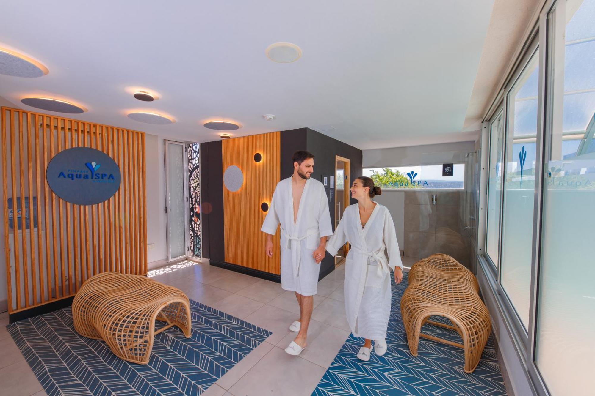 Pinares Panorama Suites, Spa & Convention Center Villa Carlos Paz Exterior photo